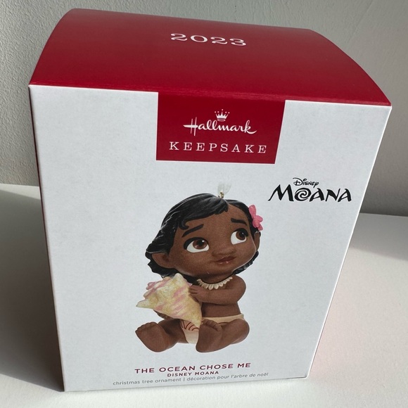 Hallmark Keepsake Ornament 2023 Moana The Ocean Chose Me Porcelain Baby Moana - Picture 9 of 10